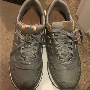 New Balance 574 Grey and Rose Gold Size 7.5